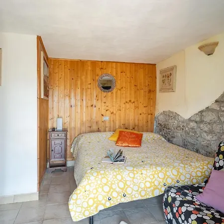 Le Corti